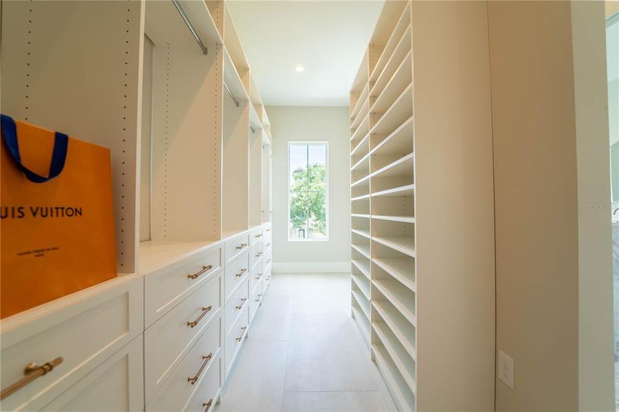 Image 85 of a home in .