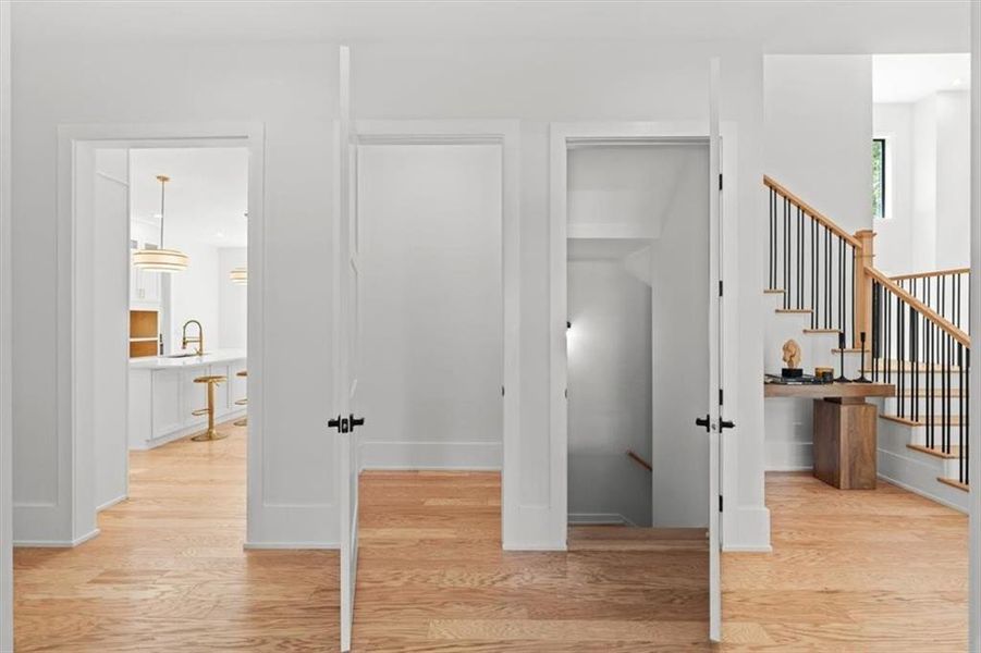 Spacious, unfurnished interior of a new home in , Acworth (Image 66). Spacious, unfurnished interior of a new home in , Acworth (Image 66).