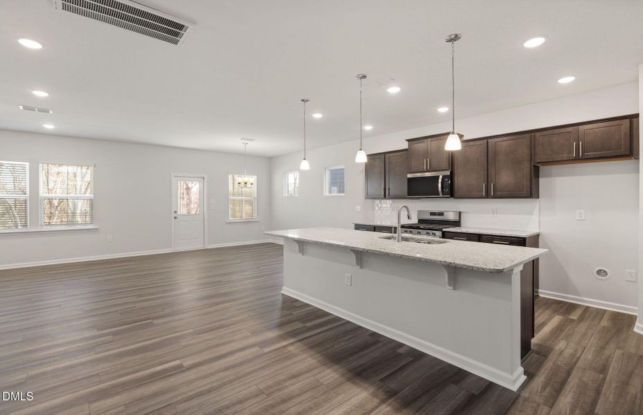 32-web-or-mls-5-print-7K5A0882