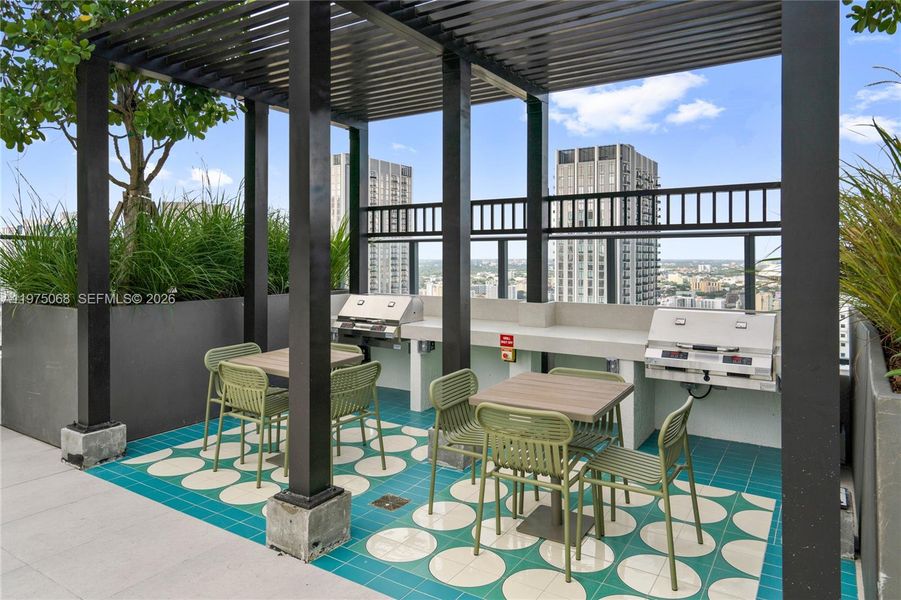 Community amenities in , Miami (Image 51).