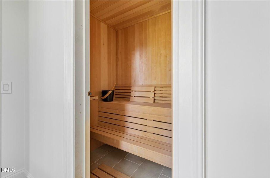 070-1216 Barcroft Pl