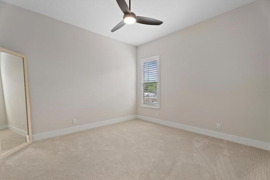 Spacious, unfurnished interior of a new home in Gran Place, Venice (Image 20).