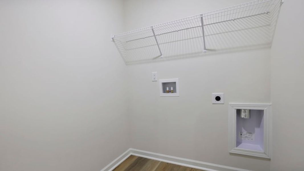 Spacious, unfurnished interior of a new home in Cedar Gap, Fountain Inn (Image 34).