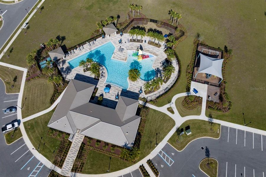 Community amenities in Trinity Lakes, Groveland (Image 6).