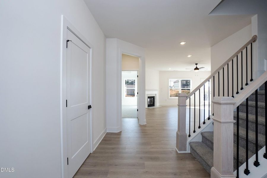 Spacious, unfurnished interior of a new home in Jackson Ridge, Pikeville (Image 12).