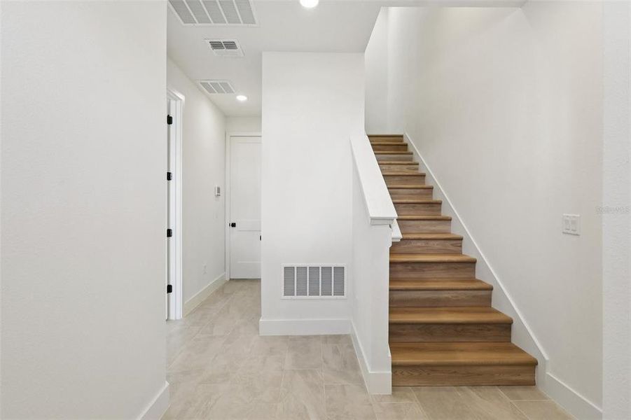 Spacious, unfurnished interior of a new home in Parkview at Hamlin, Winter Garden (Image 23). Spacious, unfurnished interior of a new home in Parkview at Hamlin, Winter Garden (Image 23).