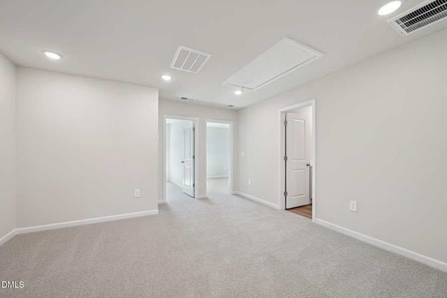 Thorton Refined (14) Thorton Refined (14)