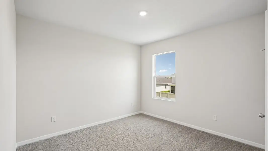 Representative unfurnished interior of a home built from the Hayden by D.R. Horton in Pinellas County Spot Lots, Pinellas Park (Image 29).