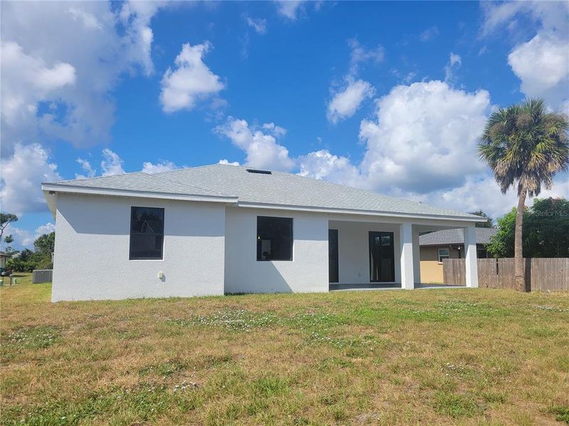 Exterior details and patio area of a home in , Punta Gorda (Image 2).