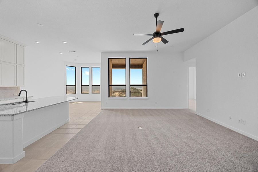Spacious, unfurnished interior of a new home in Lakeside at Tessera on Lake Travis, Lago Vista (Image 15).