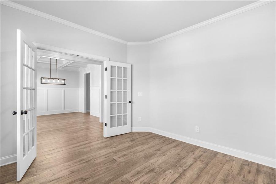 Spacious, unfurnished interior of a new home in Calgary Downs, Winder (Image 24).