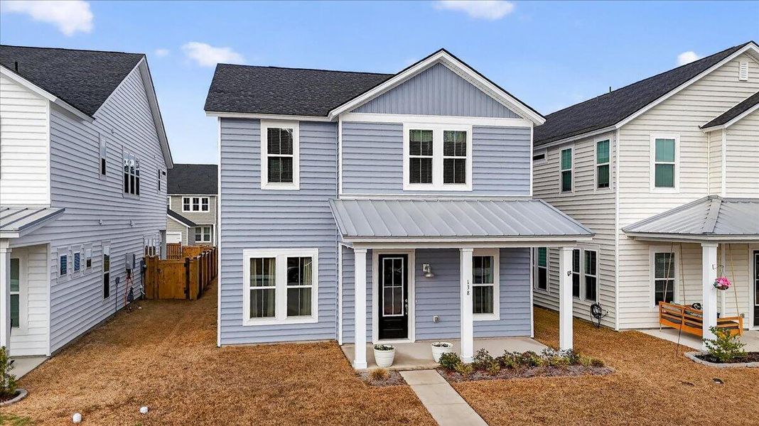 Exterior details and patio area of a home in Heron's Walk at Summers Corner, Summerville (Image 23). Exterior details and patio area of a home in Heron's Walk at Summers Corner, Summerville (Image 23).