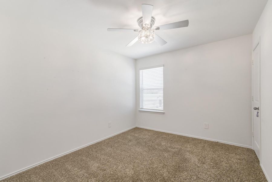 Spacious, unfurnished interior of a new home in River Ranch Meadows, Dayton (Image 32).