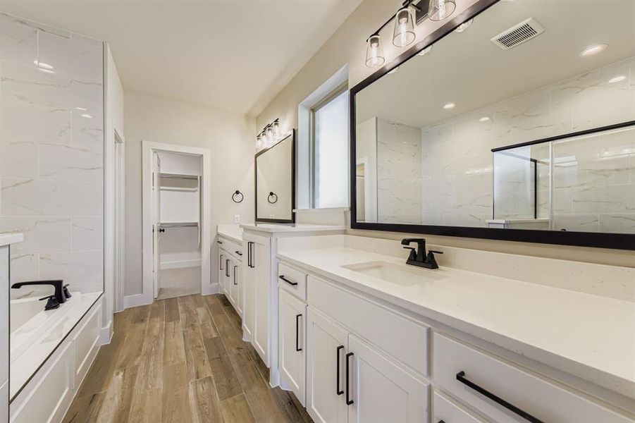 Furnished interior view inside a new home in Wellington 50s, Fort Worth (Image 11).