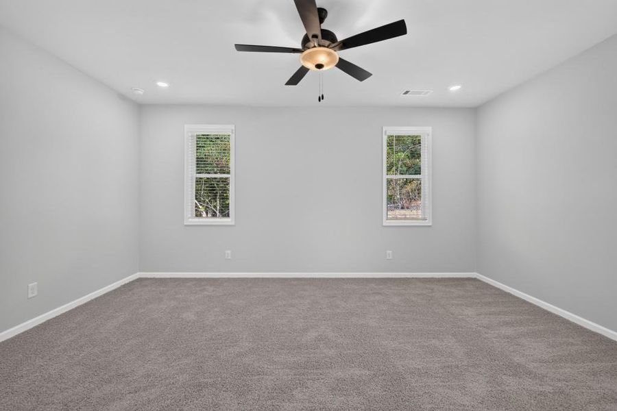 Spacious, unfurnished interior of a new home in , Commerce (Image 37).