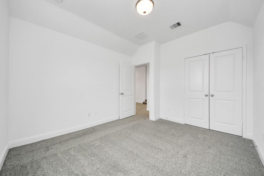 Spacious, unfurnished interior of a new home in , Missouri City (Image 26).