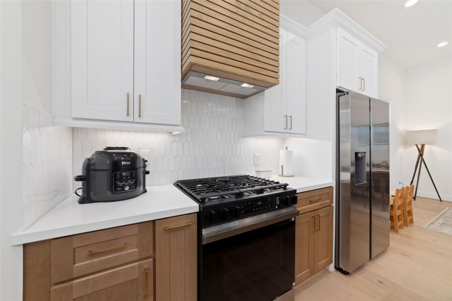 Close-up of interior finishes inside a home in , Houston (Image 19). Close-up of interior finishes inside a home in , Houston (Image 19).