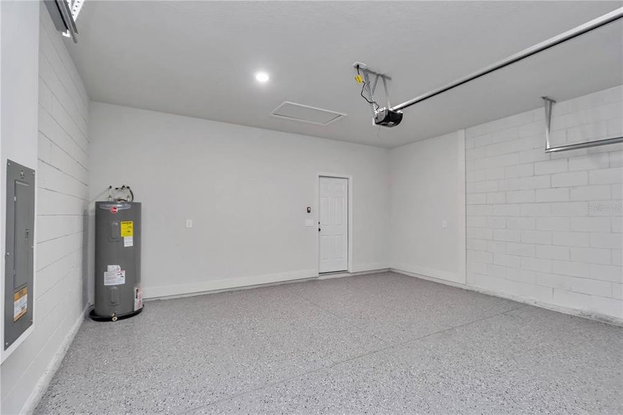 Spacious, unfurnished interior of a new home in , Citrus Springs (Image 32). Spacious, unfurnished interior of a new home in , Citrus Springs (Image 32).