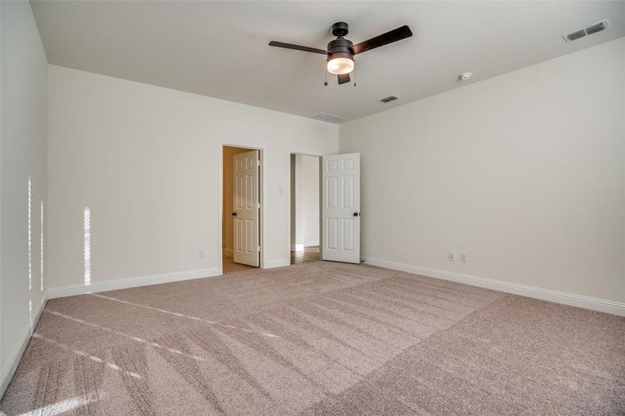 Spacious, unfurnished interior of a new home in The Preserve Estates, Justin (Image 16).