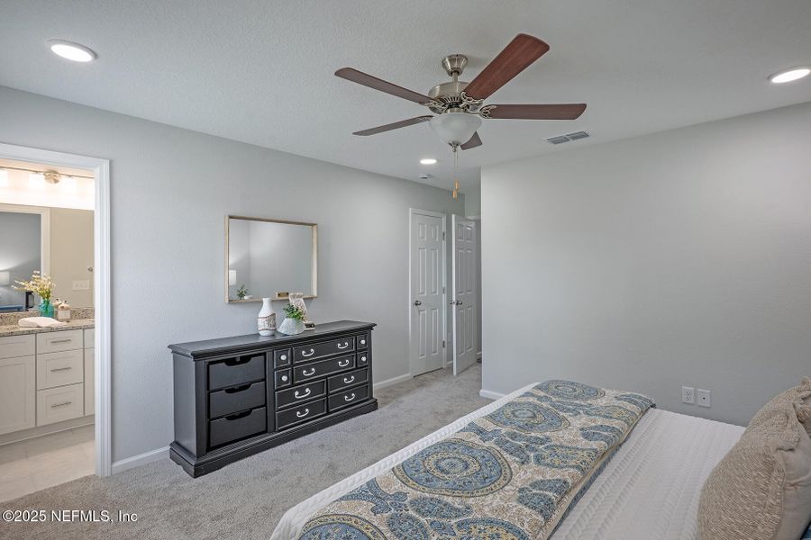 Furnished interior view inside a new home in , Jacksonville (Image 27). Furnished interior view inside a new home in , Jacksonville (Image 27).