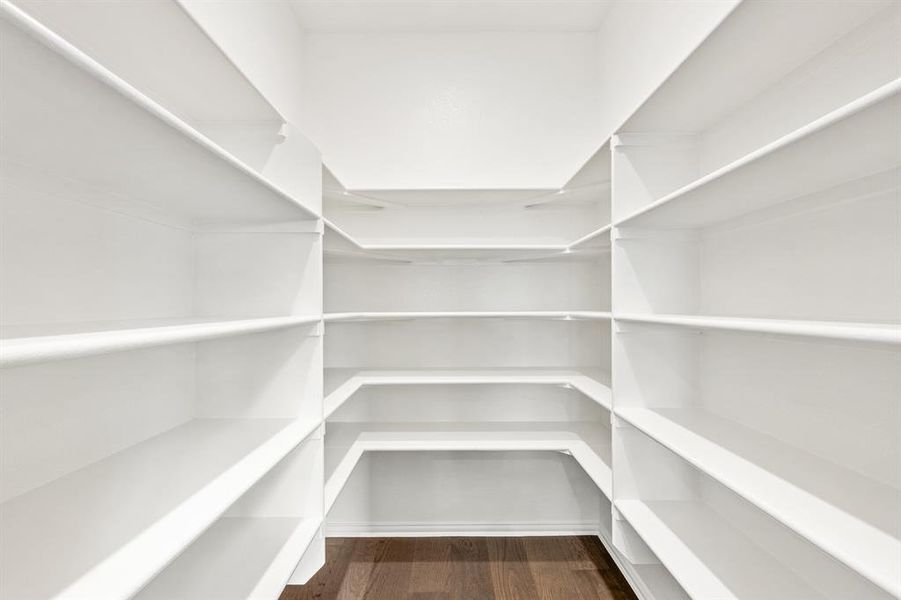 Spacious, unfurnished interior of a new home in Meraki, Forney (Image 24).