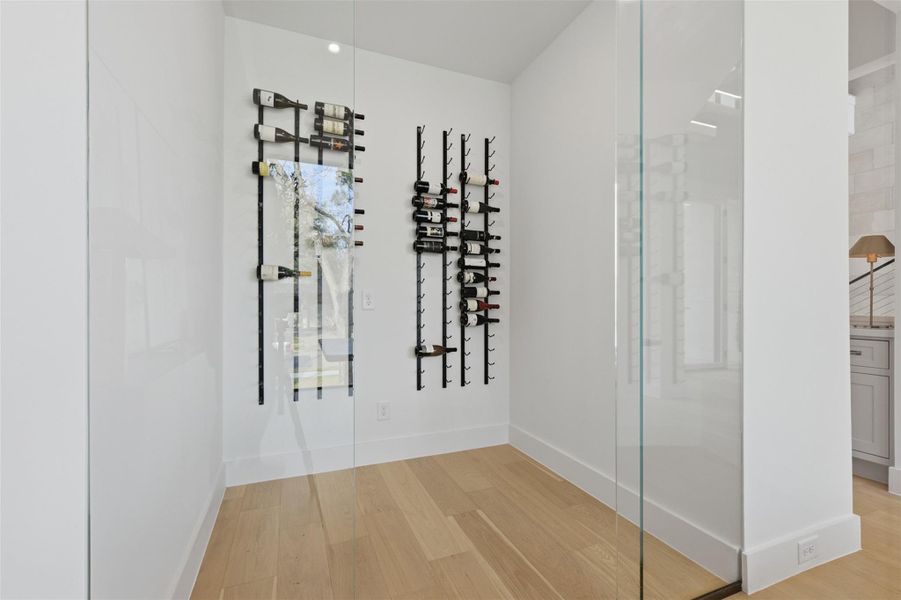 Spacious, unfurnished interior of a new home in , Bellaire (Image 23).