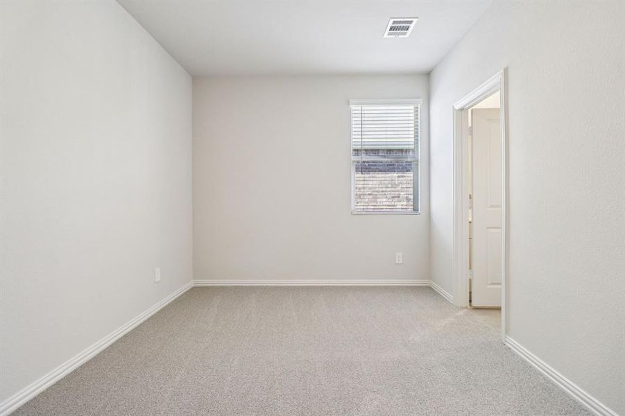 Spacious, unfurnished interior of a new home in Lakehaven - Premier Series, Farmersville (Image 30).