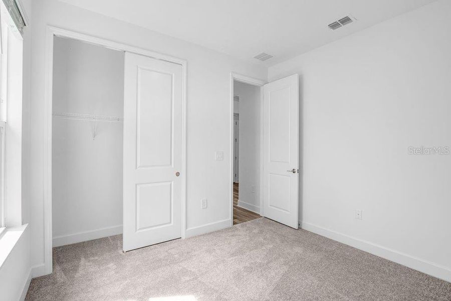 Spacious, unfurnished interior of a new home in Timber Ridge, Plant City (Image 15). Spacious, unfurnished interior of a new home in Timber Ridge, Plant City (Image 15).