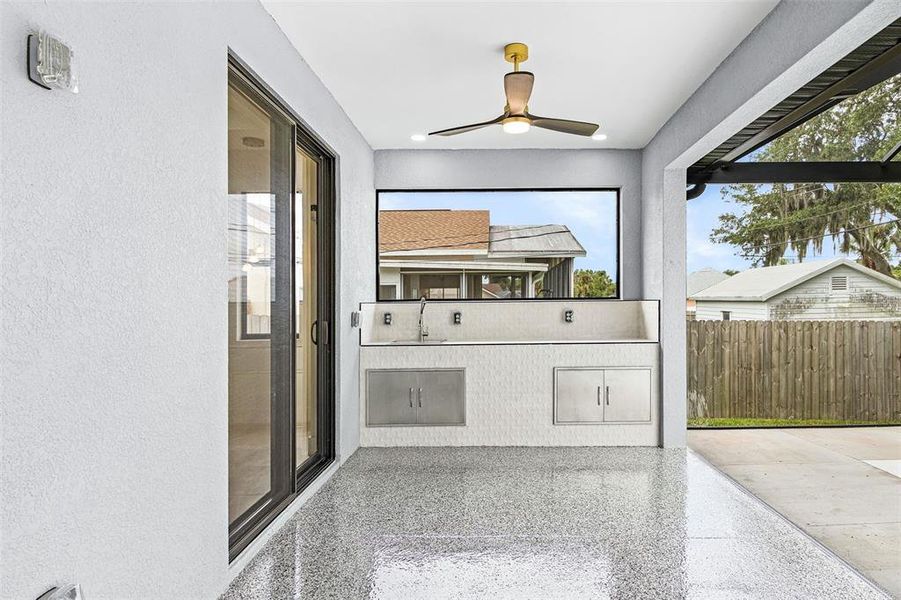 Exterior details and patio area of a home in , Port Charlotte (Image 18).