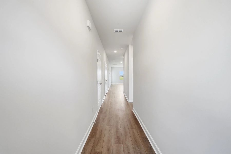 Spacious, unfurnished interior of a new home in Blue Heron Retreat, Little River (Image 9).