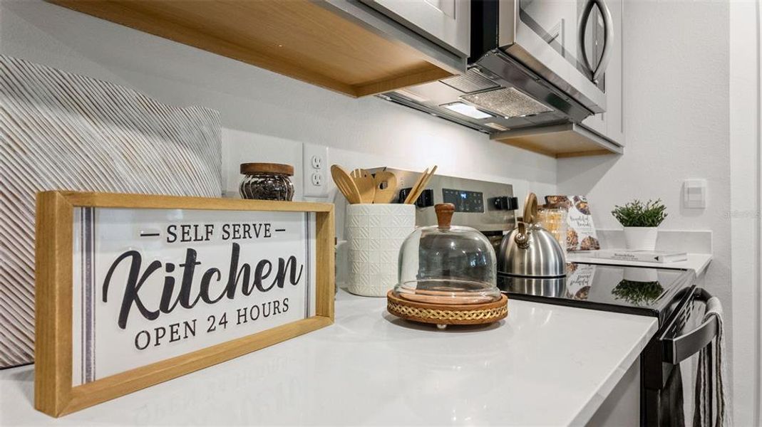 Close-up of interior finishes inside a home in Magnolia Pointe, Umatilla (Image 19).