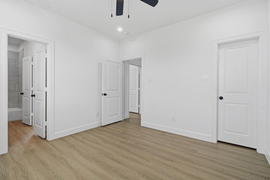 Spacious, unfurnished interior of a new home in , El Campo (Image 25). Spacious, unfurnished interior of a new home in , El Campo (Image 25).