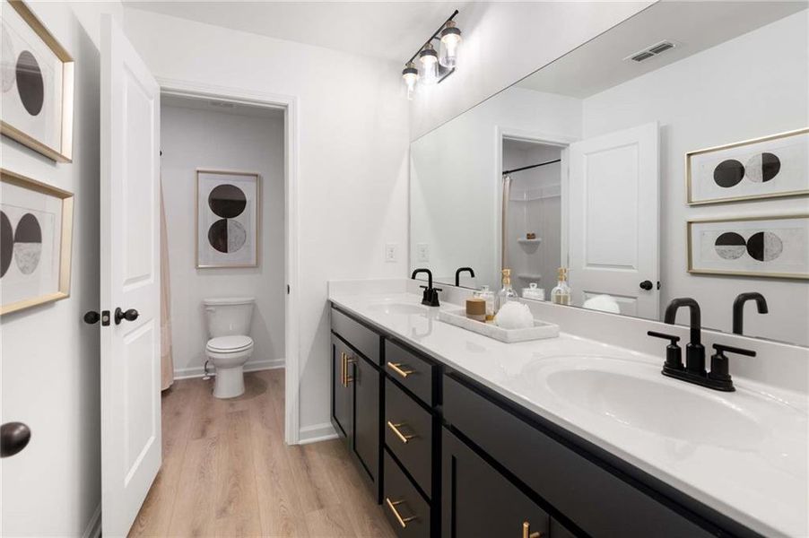 Furnished interior view inside a new home in Creekside, Dawsonville (Image 48). Furnished interior view inside a new home in Creekside, Dawsonville (Image 48).