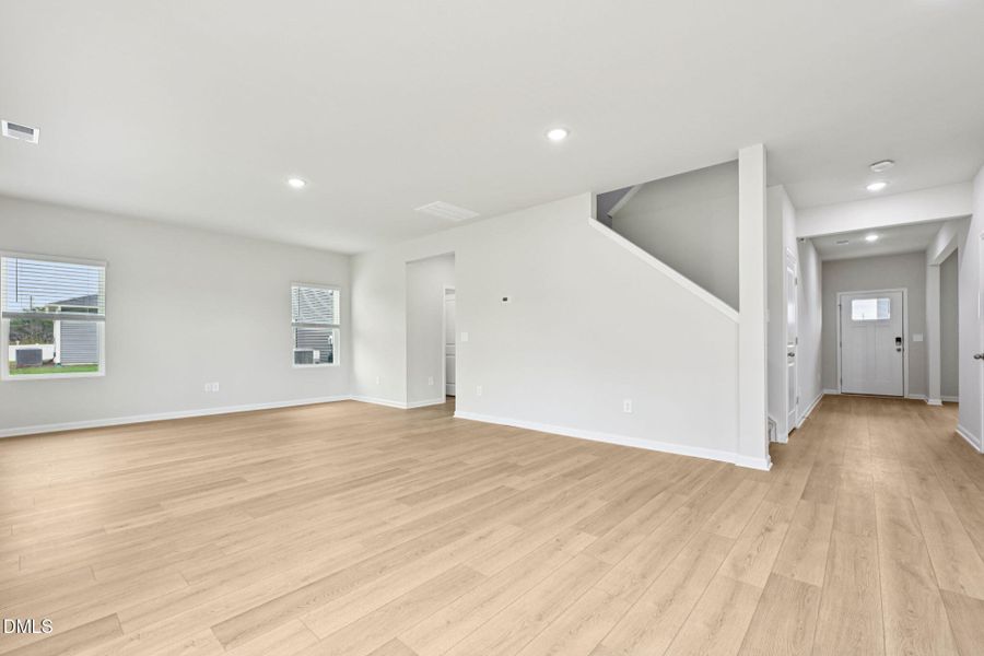 11-web-or-mls-Raleigh - River Glen - 306