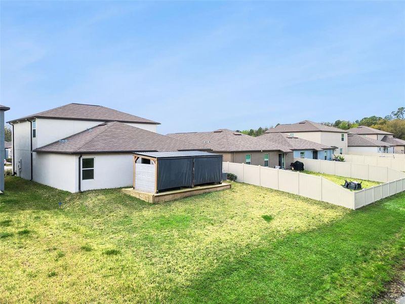 Exterior details and patio area of a home in , Lakeland (Image 3).