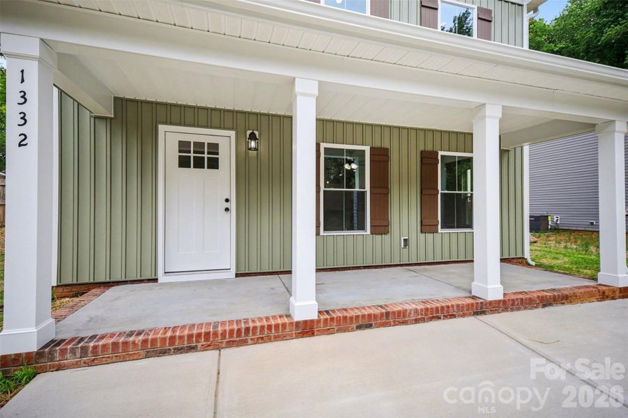 Exterior details and patio area of a home in , Kannapolis (Image 4).