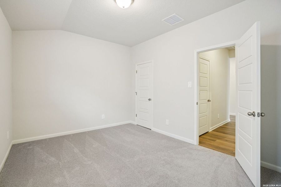 Spacious, unfurnished interior of a new home in Estancia Ranch - Classic Series, San Antonio (Image 33).