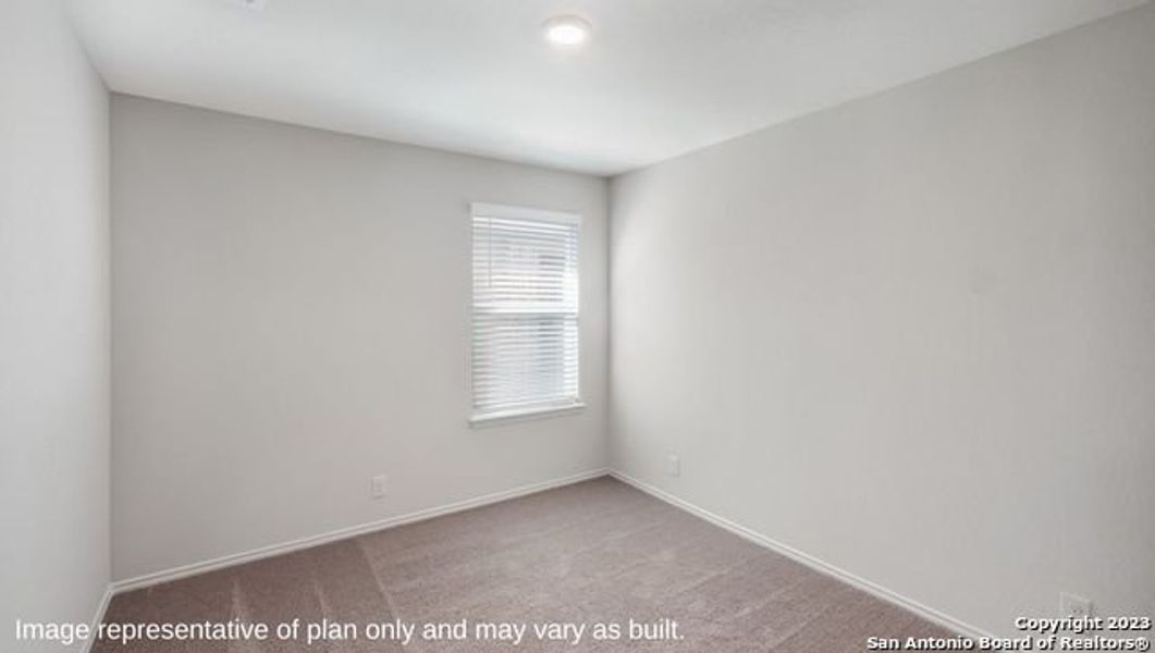 Spacious, unfurnished interior of a new home in Stonehill, San Antonio (Image 17).