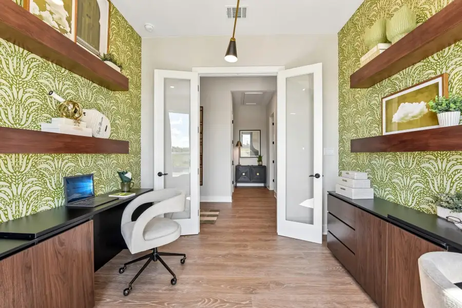 Representative furnished interior of a home built from the Enfield by Taylor Morrison in Eastwood, Manor (Image 11).