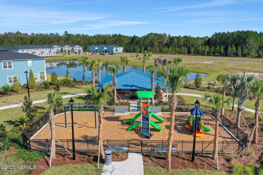 Community amenities in , Middleburg (Image 42).