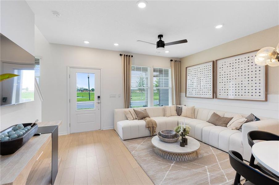 Furnished interior view inside a new home in Tohoqua, Kissimmee (Image 4). Furnished interior view inside a new home in Tohoqua, Kissimmee (Image 4).