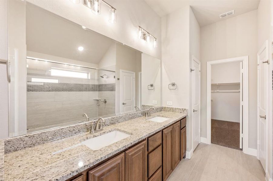 Furnished interior view inside a new home in Sunset Ridge, Alvarado (Image 9).