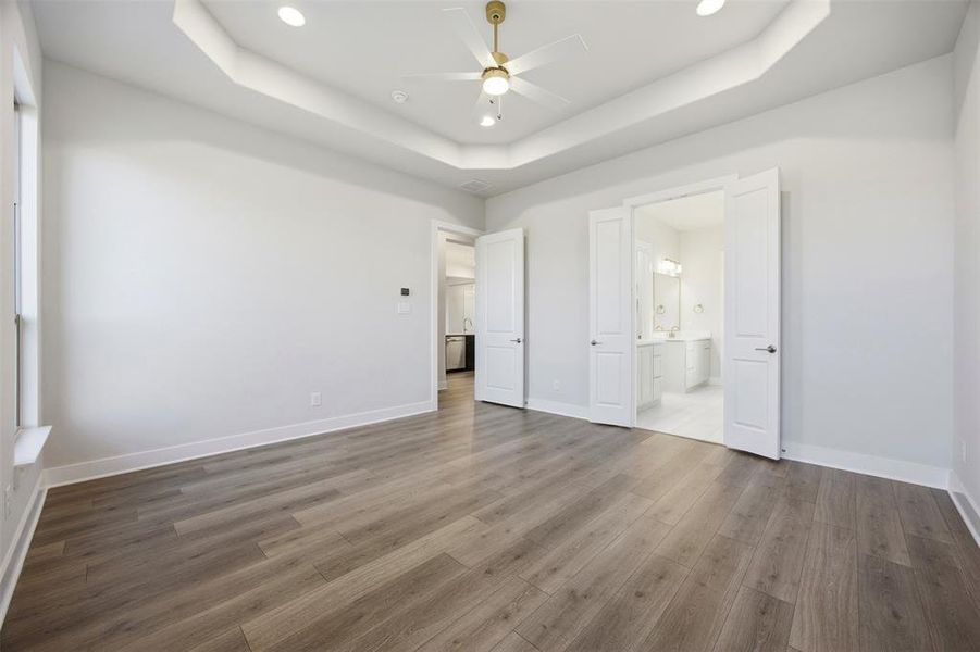 Spacious, unfurnished interior of a new home in Levante - 1 Acre Lots, Waxahachie (Image 25).