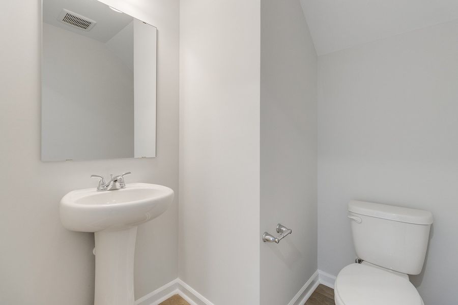 Furnished interior view inside a new home in Astoria, Columbia (Image 10).