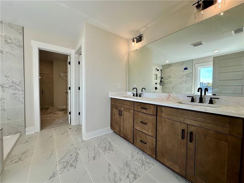 Furnished interior view inside a new home in Twin Lakes, Hoschton (Image 5).