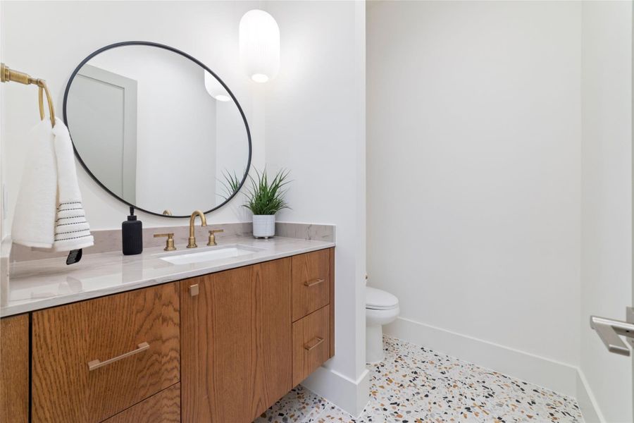 Furnished interior view inside a new home in , Bellaire (Image 38). Furnished interior view inside a new home in , Bellaire (Image 38).