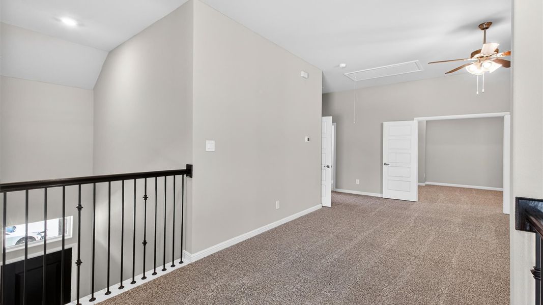 Representative unfurnished interior of a home built from the Wimberley by D.R. Horton in Lakeview Pointe, Midlothian (Image 37).