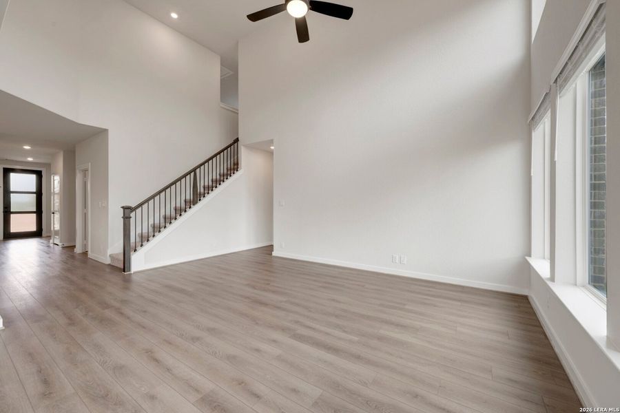 Spacious, unfurnished interior of a new home in , New Braunfels (Image 13). Spacious, unfurnished interior of a new home in , New Braunfels (Image 13).