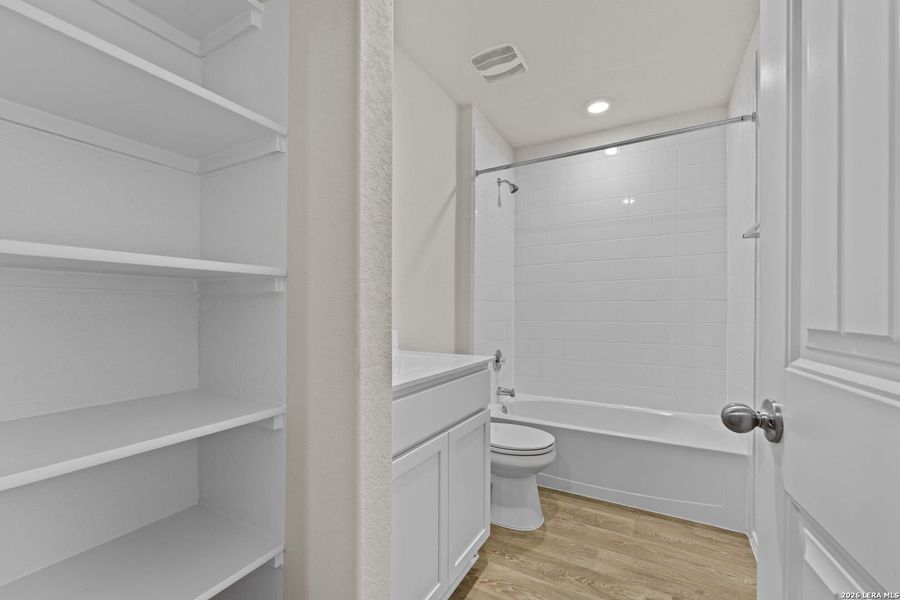 Furnished interior view inside a new home in Swenson Heights, Seguin (Image 9).