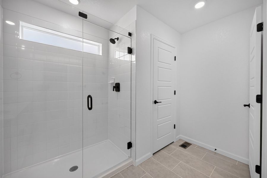 Spacious, unfurnished interior of a new home in Sterling Ranch Ascent Village, Littleton (Image 21). Spacious, unfurnished interior of a new home in Sterling Ranch Ascent Village, Littleton (Image 21).